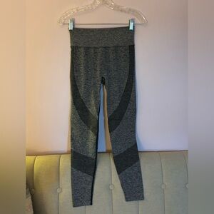 Victoria’s Secret PINK Gray Leggings